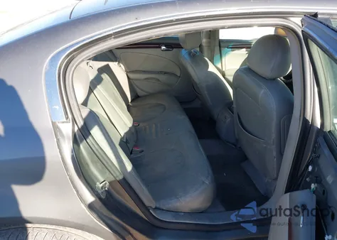 2008 Buick Lucerne Cxl z USA, uszkodzony, nr VIN 1G4HD57228U113492